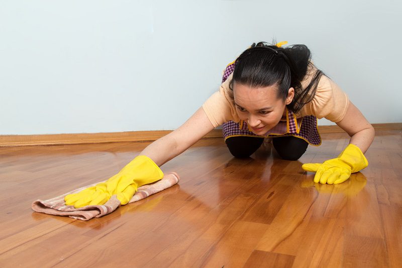 how long does engineered wood flooring last