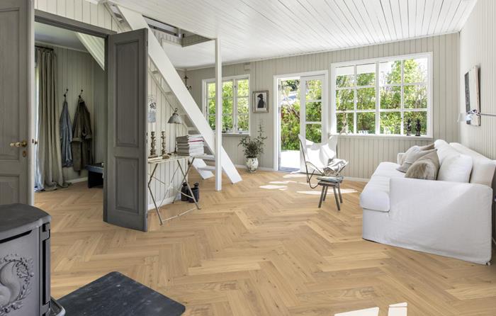Kährs Engineered Wood Herringbone Oak CC Dim White