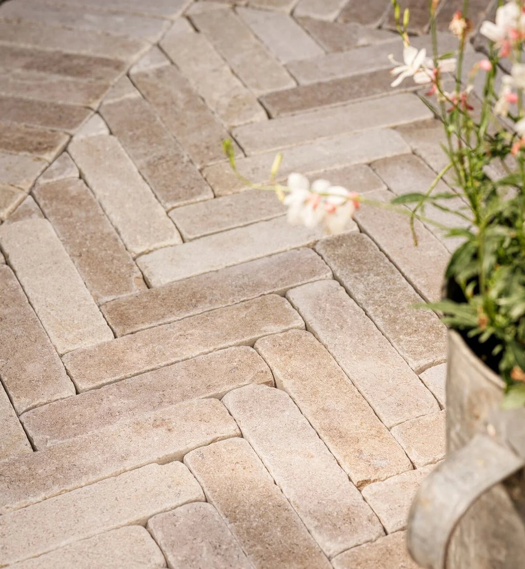 FIRED EARTH Dijon Tumbled Limestone Cobbles 20 x 5