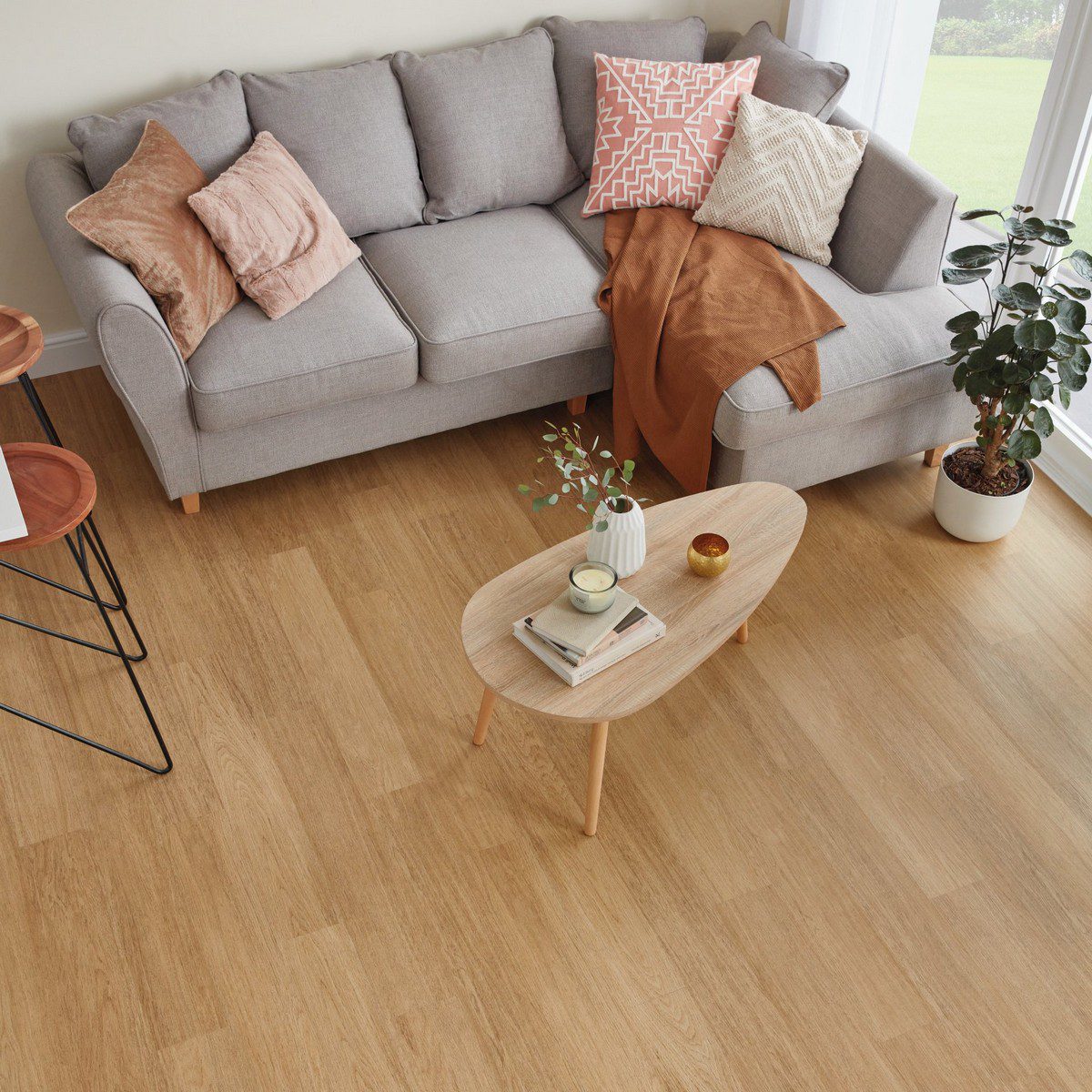 Karndean Knight Tile Natural Studio Oak