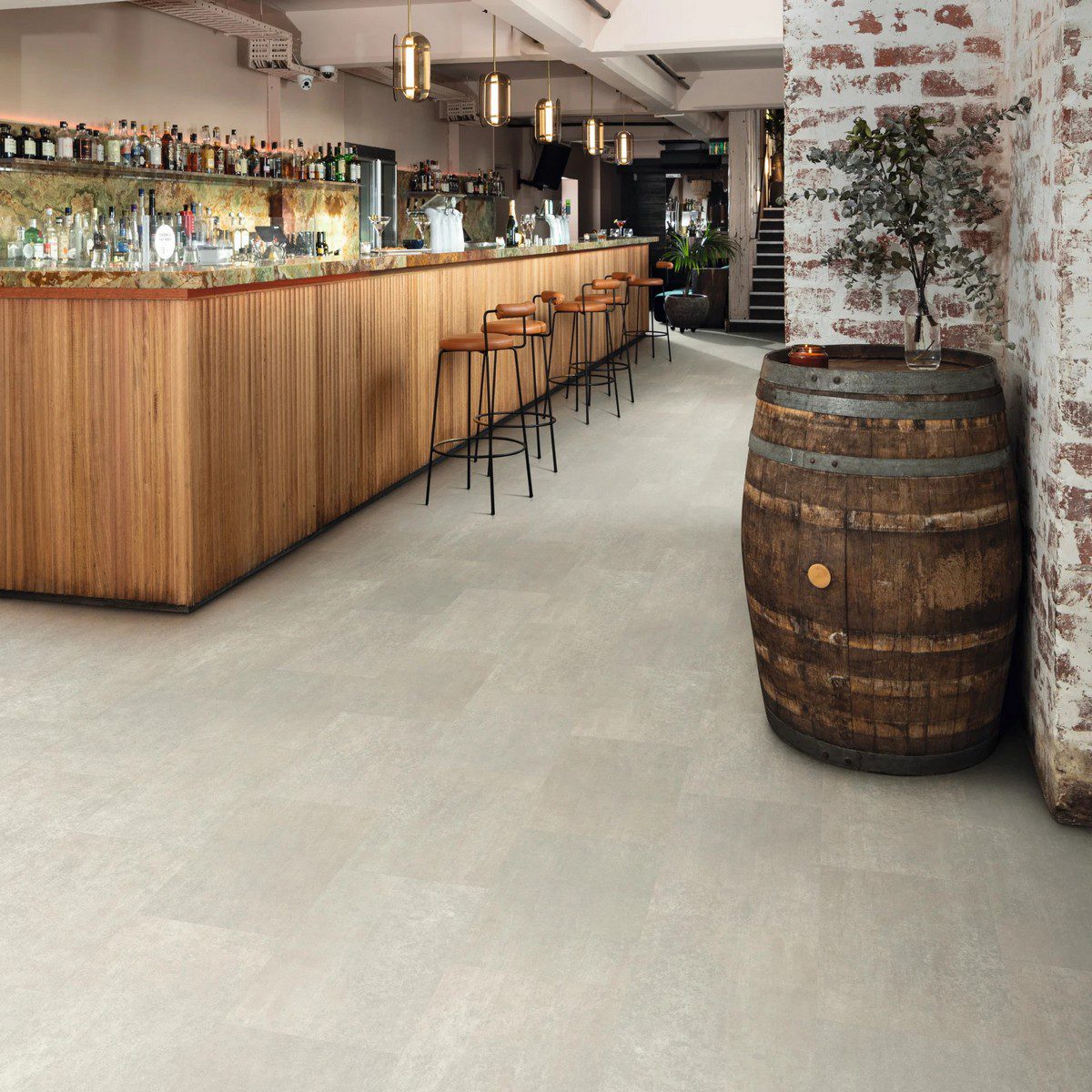Karndean Knight Tile Rigid Core Dove Grey Concrete