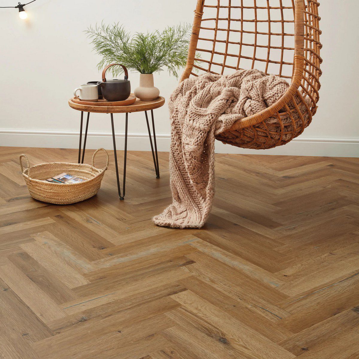 Karndean Knight Tile Traditional Character Oak SM