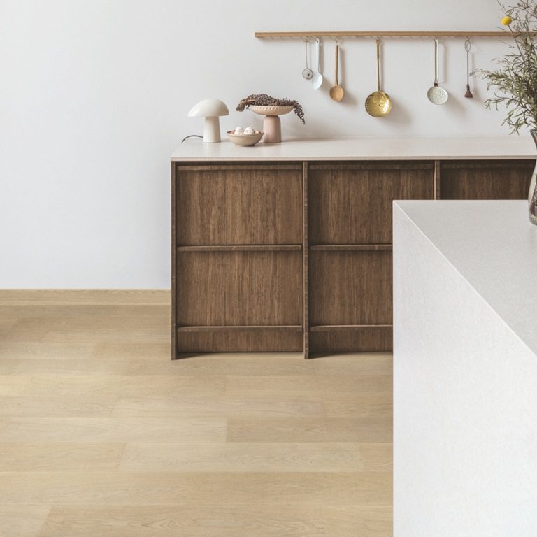 Quickstep Hardwood Cascada – Lily White Oak Extra Matt