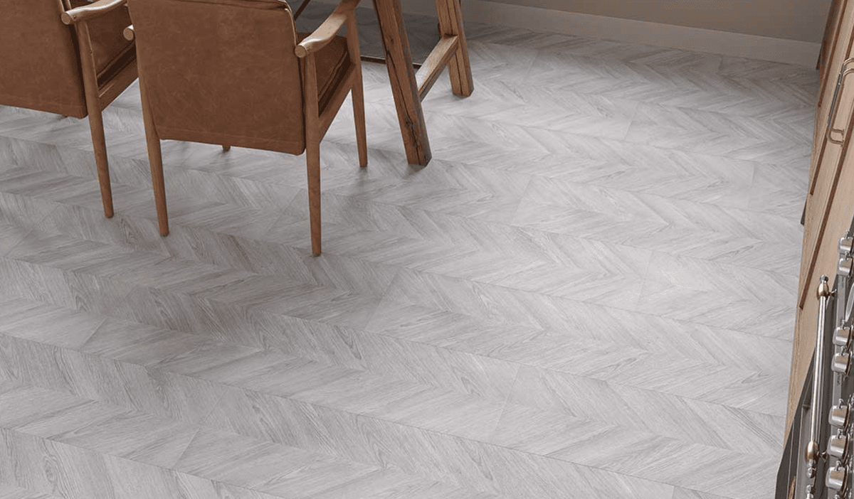 Montique Tongass Chevron Marsala Laminate