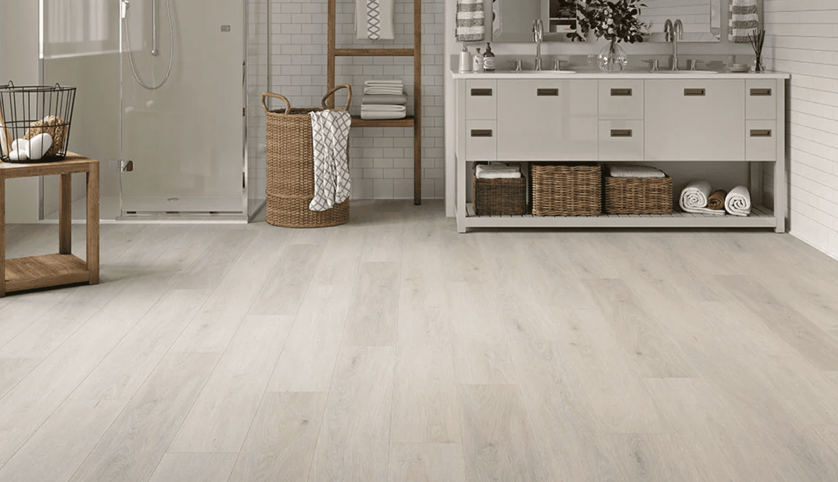 Montique Amazon Click Cromer Oak Luxury Vinyl Tile