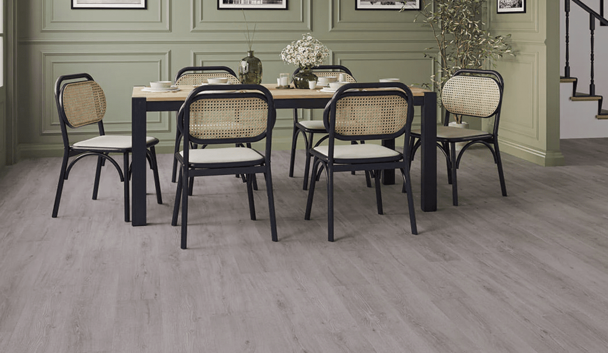 Montique Amazon Click Penshurst Oak Luxury Vinyl Tile