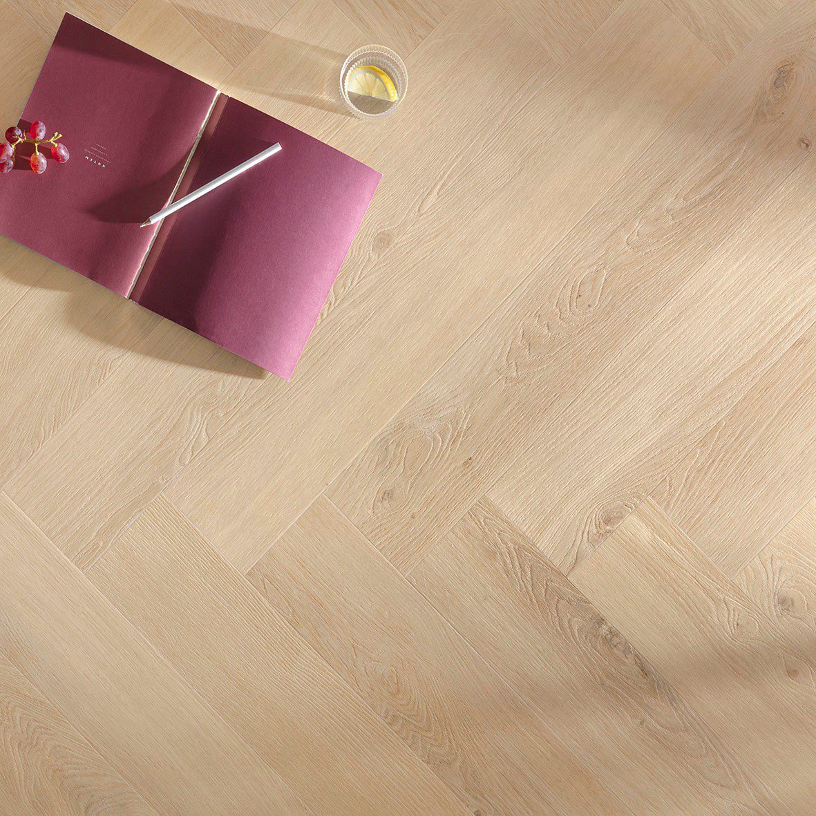 Floorify Herringbone Hirame Gluedown