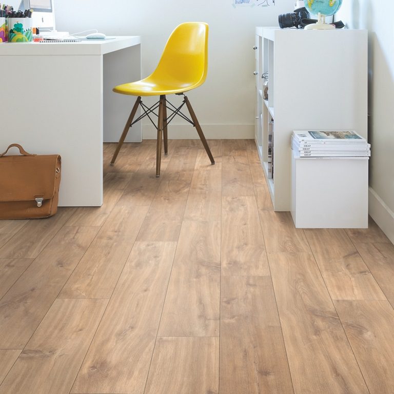 Quick-Step Classic Midnight Oak Natural Laminate Flooring