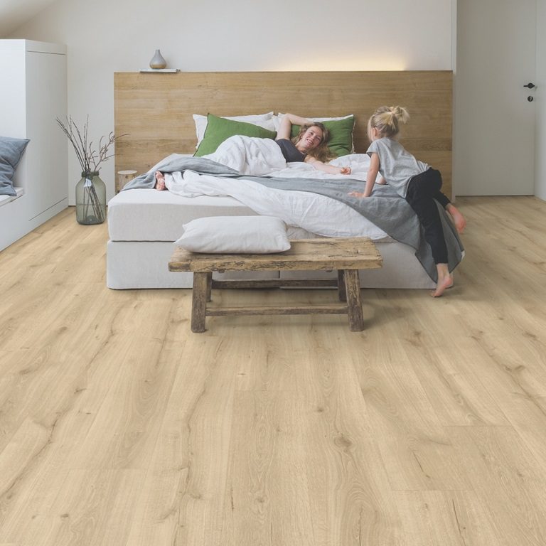 Quick-Step Majestic Desert Oak Light Natural Laminate Flooring