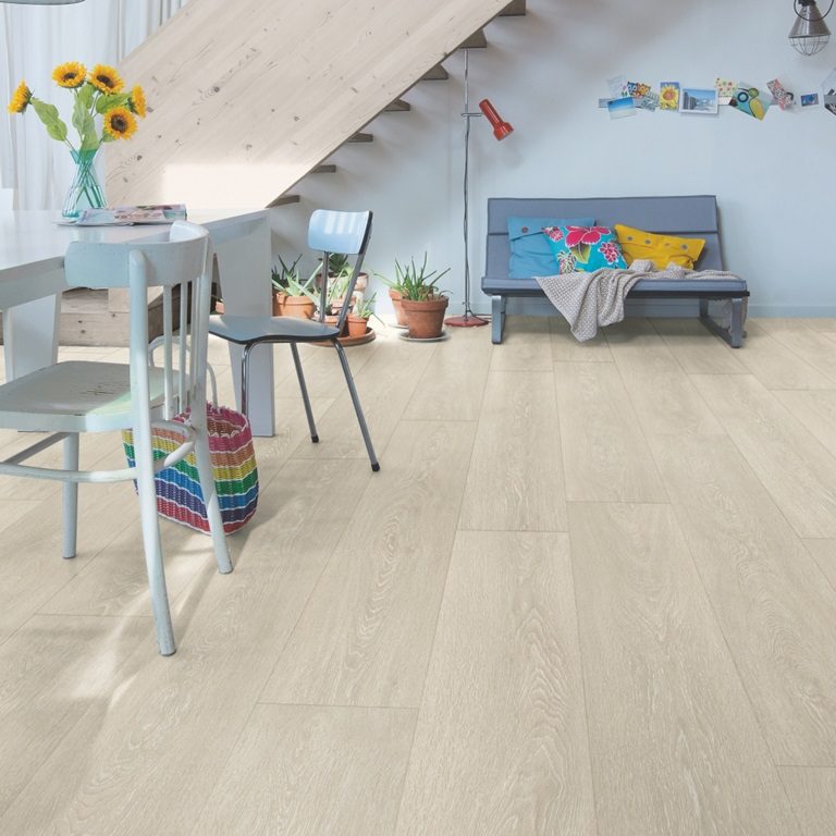 Quick-Step Majestic Valley Oak Light Beige Laminate Flooring