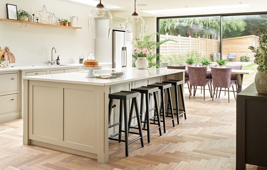 Ted Todd Warehouse Furrow - Narrow Herringbone (450mm x 90mm)