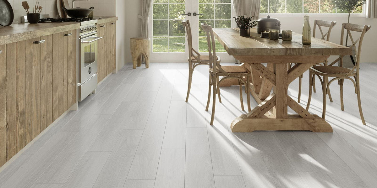 Invictus Maximus Click French Oak - Polar