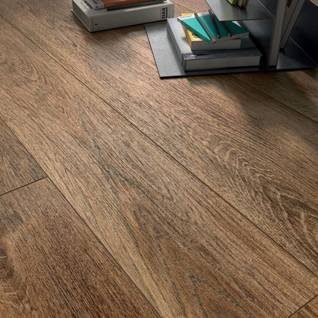 FIRED EARTH Southwold Plank Walnut