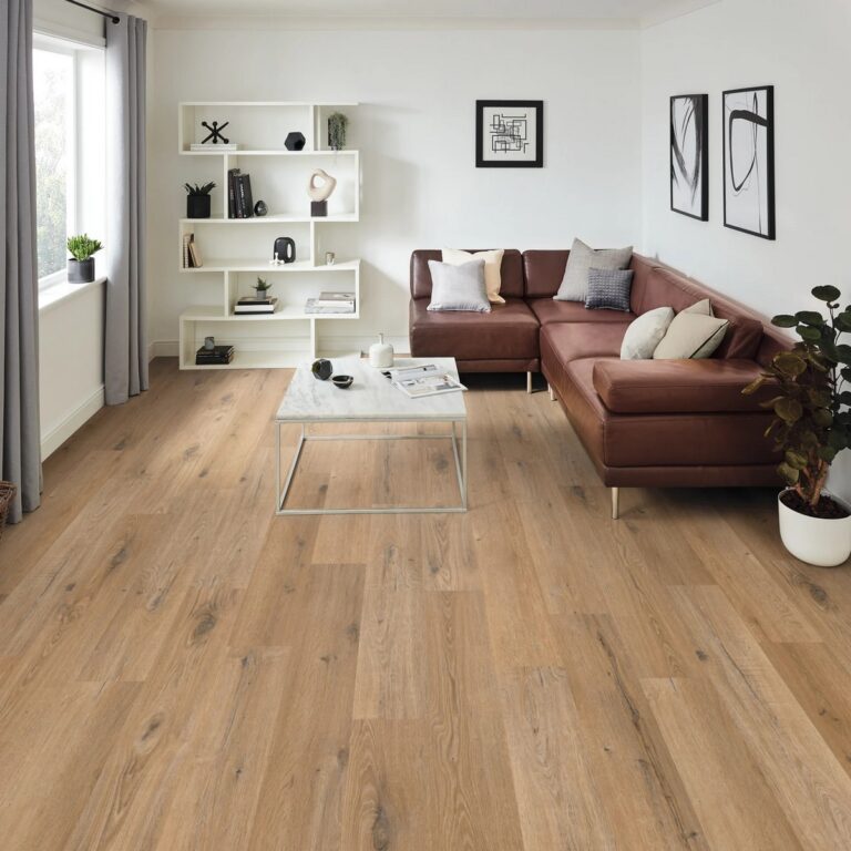 Karndean Knight Tile Natural Character Oak