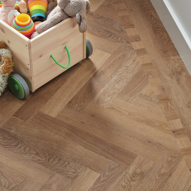 Karndean Knight Tile Pale Limed Oak SM