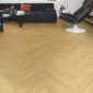 TEKA-Quick-Step-Impressive-Patterns-Chevron-Oak-Natural-RoomS2