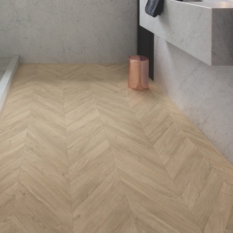 Quick-Step Impressive Patterns Chevron Oak Taupe