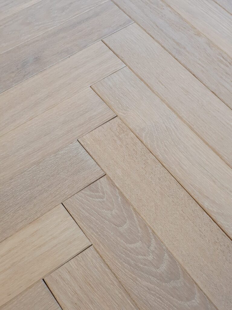 Lionvest Solid Oak Parquet – 196 – Witmat Brushed & Oiled