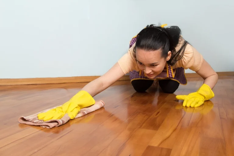 laminate flooring scratch repair