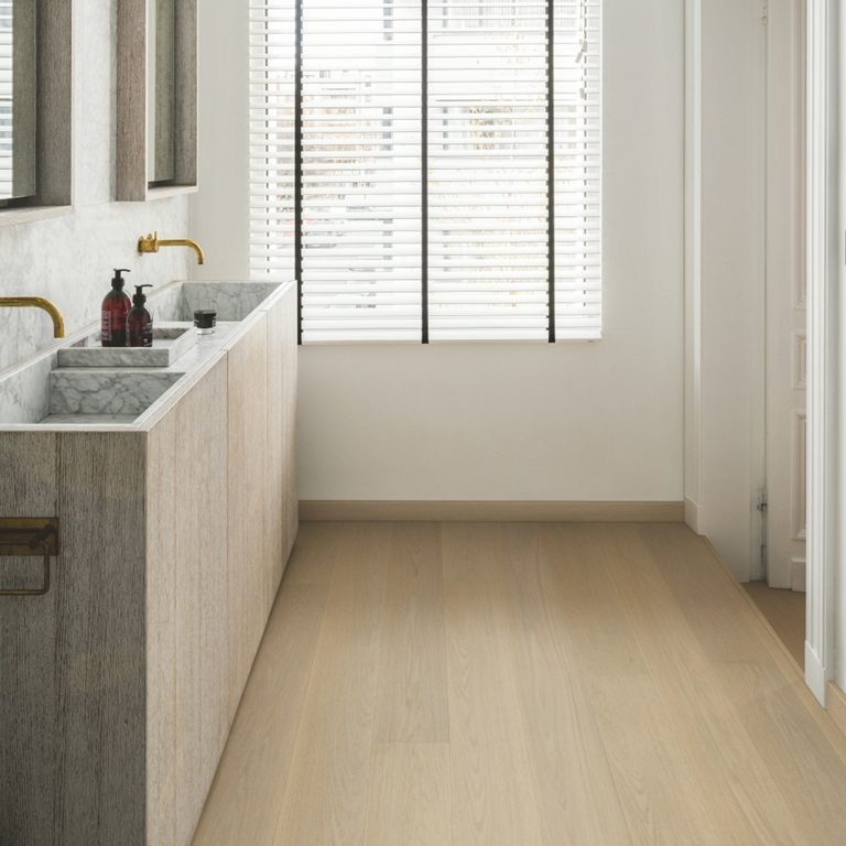 Quickstep Hardwood Cascada  – Lily White Oak Extra Matt