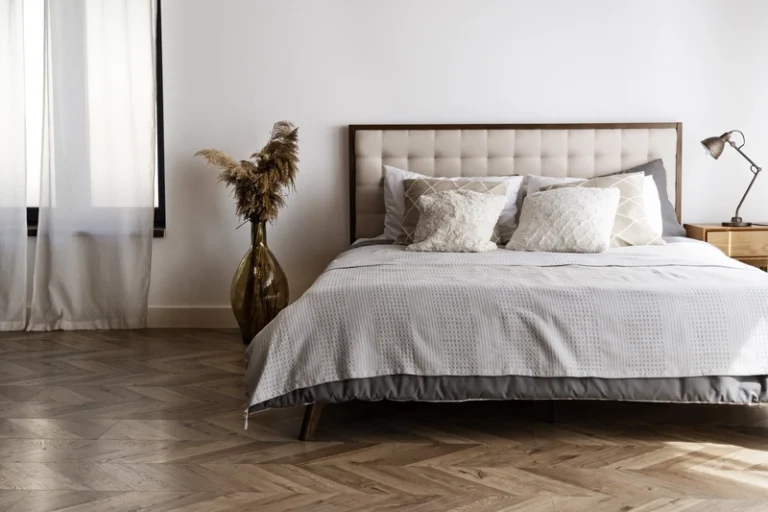 hardwood floor bedroom