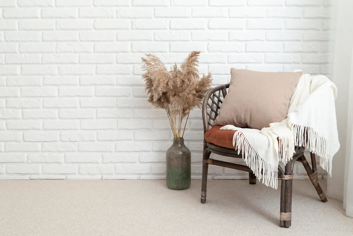 Should carpet be lighter or darker than walls