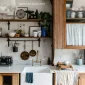 fired_earth_english_delft_bee