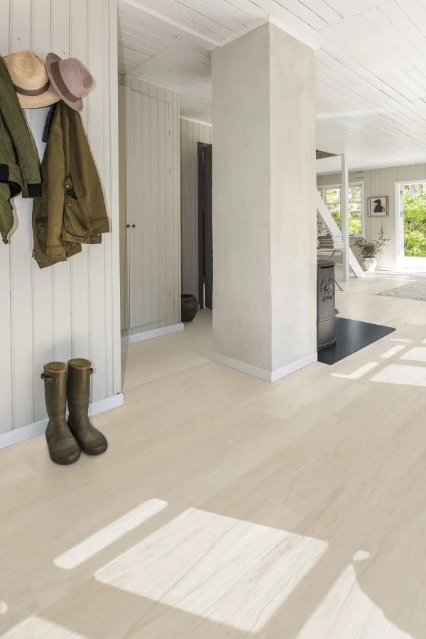 Kahrs-Engineered-Wood-Coconut-Cream-Wide-1.webp Kahrs-Engineered-Wood-Coconut-Cream-Wide-1.webp