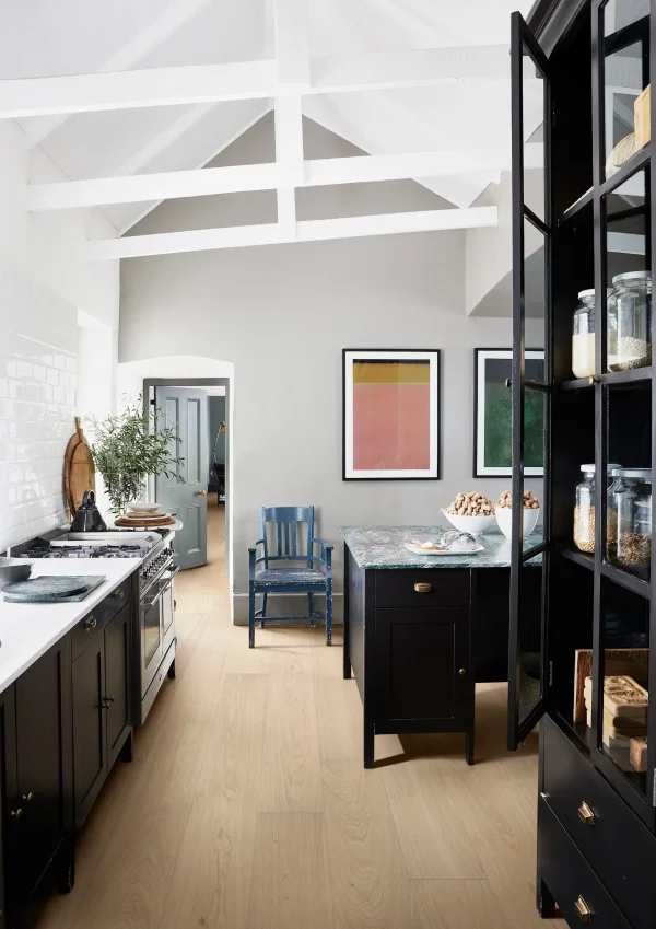 Kahrs-Engineered-Wood-Oak-Piazza-AB-Creme-White-1.webp Kahrs-Engineered-Wood-Oak-Piazza-AB-Creme-White-1.webp