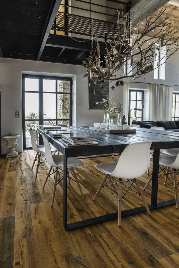 Kahrs-Engineered-Wood-Oak-Sparuto-room1-1.webp