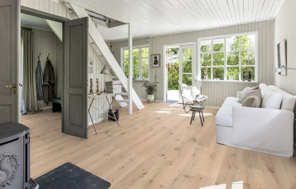Kährs Engineered Wood Oak Zephyr