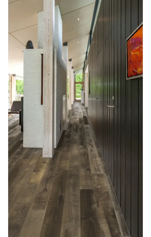Kahrs-Engineered-Wood-Texture-Maple-Carob-room1-1.webp Kahrs-Engineered-Wood-Texture-Maple-Carob-room1-1.webp