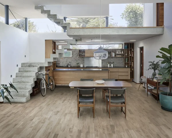 Kährs-Engineered-Wood-Texture-Oak-Dim-room1