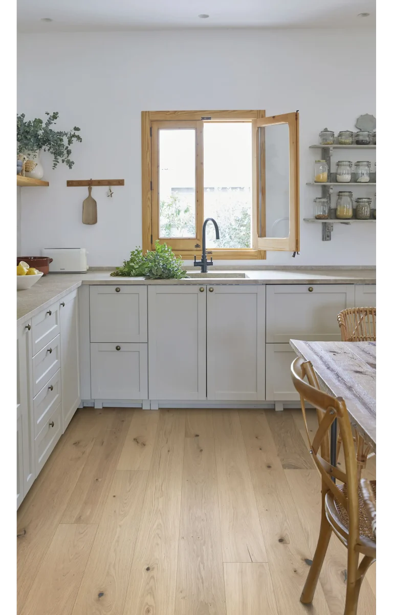 Kährs Engineered Wood Texture Oak Edelweiss