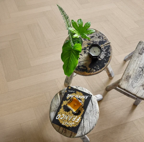 Kährs-Engineered-Wood-Texture-Oak-Mint-Herringbone-Right-room1 Kährs-Engineered-Wood-Texture-Oak-Mint-Herringbone-Right-room1