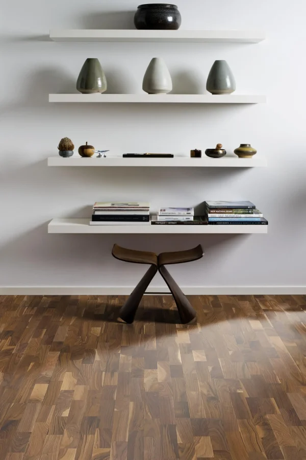 Kahrs-Engineered-Wood-Walnut-Hartford-room1-1.webp Kahrs-Engineered-Wood-Walnut-Hartford-room1-1.webp