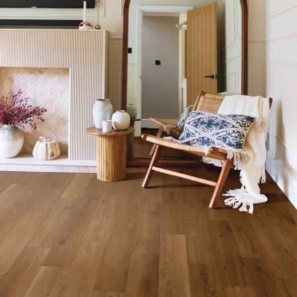 Karndean-Knight-Tile-Gluedown-Russet-Character-Oak-room1 Karndean-Knight-Tile-Gluedown-Russet-Character-Oak-room1