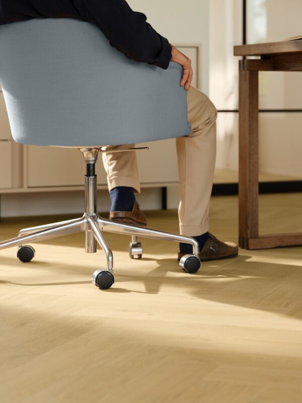 Quick-step Impressive Design Herringbone - Nutmeg Oak - room1