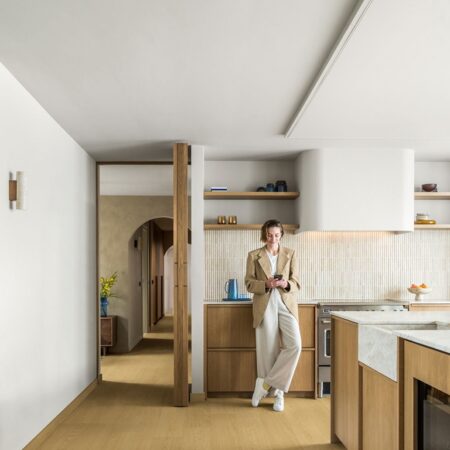 Quick-Step Impressive Ultra- Dune Oak Laminate Flooring