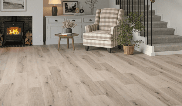 Montique Click 5 Tankerton Oak Luxury Vinyl Tile